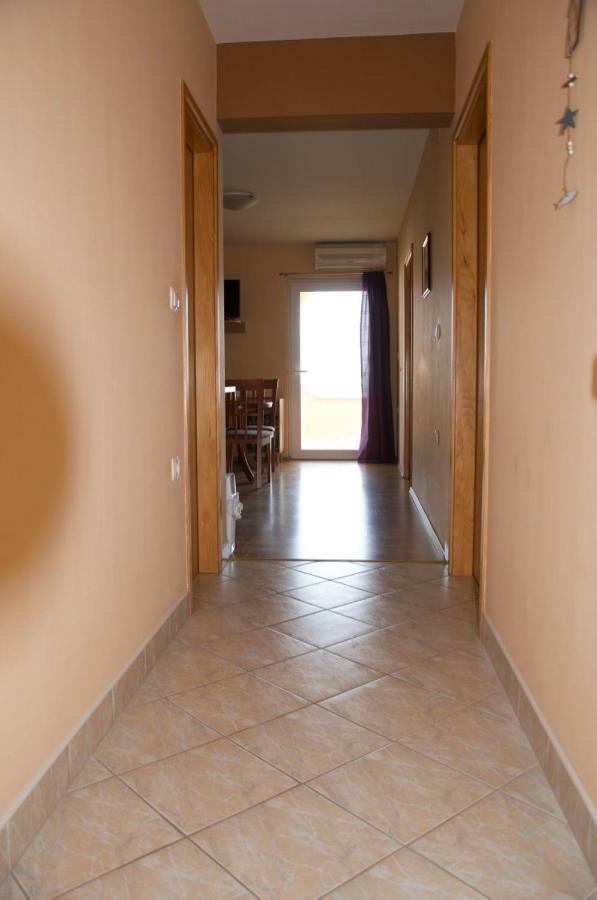 Apartment Viveniti Klenovica Esterno foto